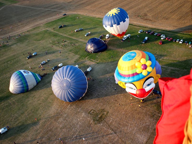 Let balónů nad Bouzovem