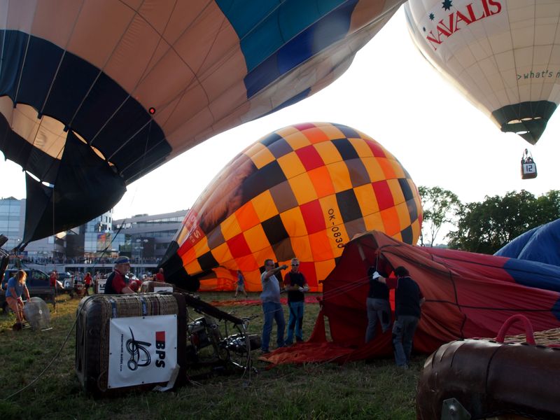 Příprava horkovzdušných balonů
